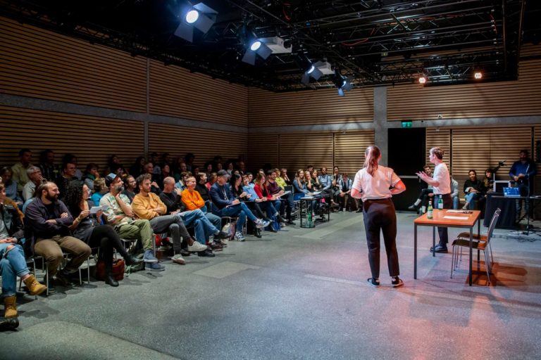 Photo de Les lauréat.e.s du prochain festival C'est déjà demain.NEUF sont connu.e.s