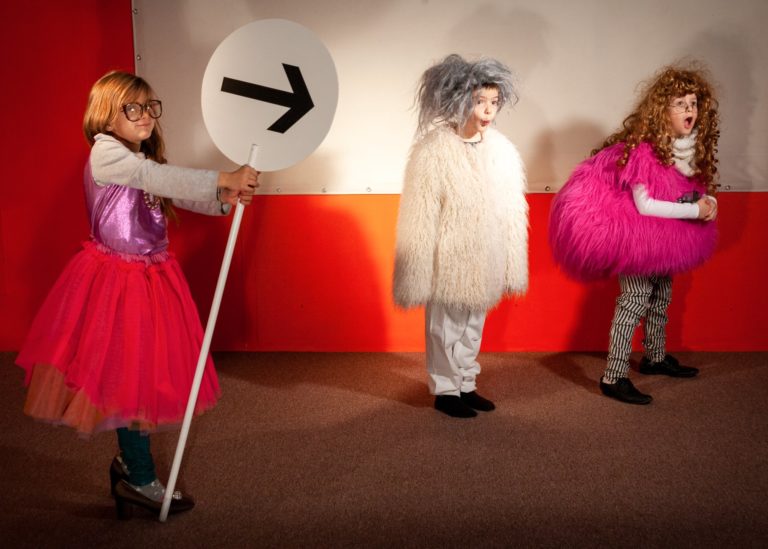 Photo de COURS DE THÉÂTRE ENFANTS ET ADOLESCENT.E.S : les inscriptions pour l'année scolaire 2022-2023 sont ouvertes !