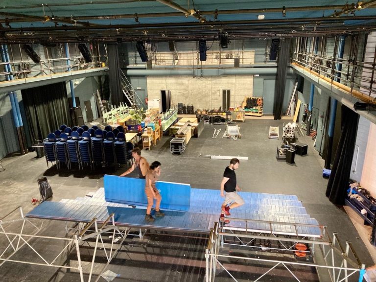 Photo de LOUP EN TRAVAUX : le gros chantier estival a commencé !